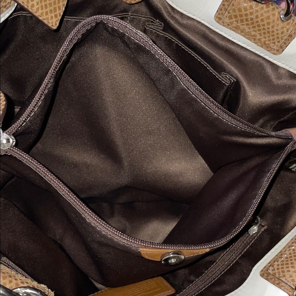 Coach Vintage Penelope Ivory Leather/ Brown Snakeskin Carryall Women's Handbag - Picture 14 of 16